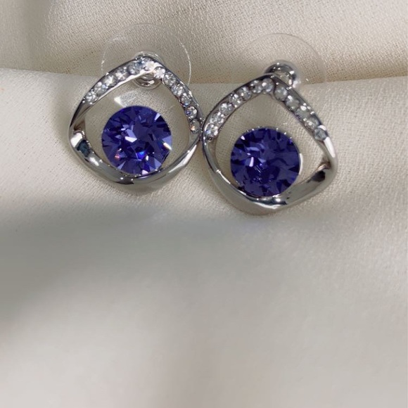 MOTHER’S DAY SALE 💐 Austrian crystal earring with silver rhinestones - Picture 1 of 3